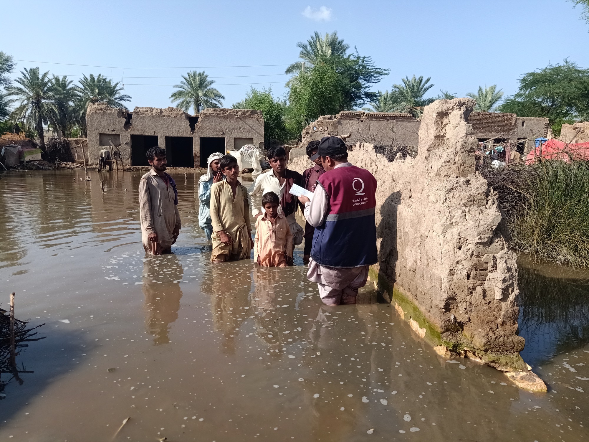 مشاهد إنسانية من قلب كارثة الفيضانات لم تغادر ذاكرة محمد قاسم